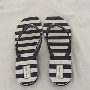 Kate spade flip flops new without tags